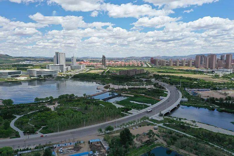 阜新之光，学习变化的力量与自信之旅